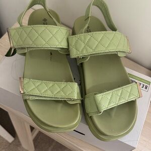 Light green quilted “dad style” sandals size 9
